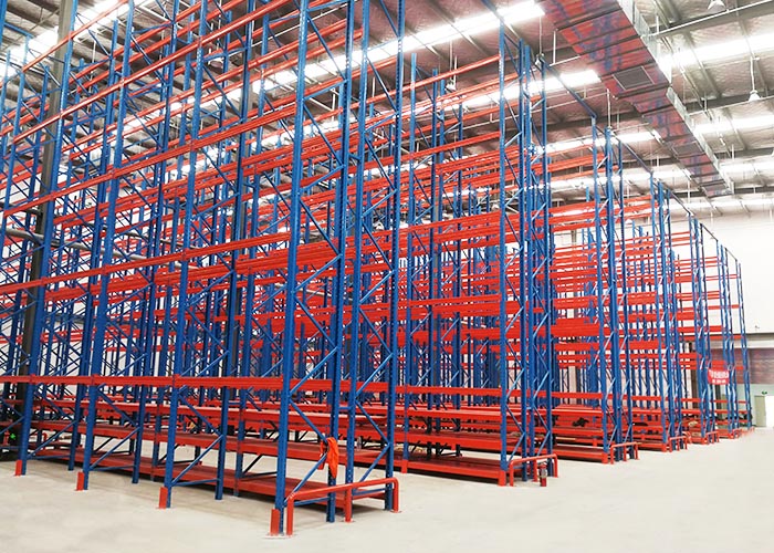 高位货架上货前