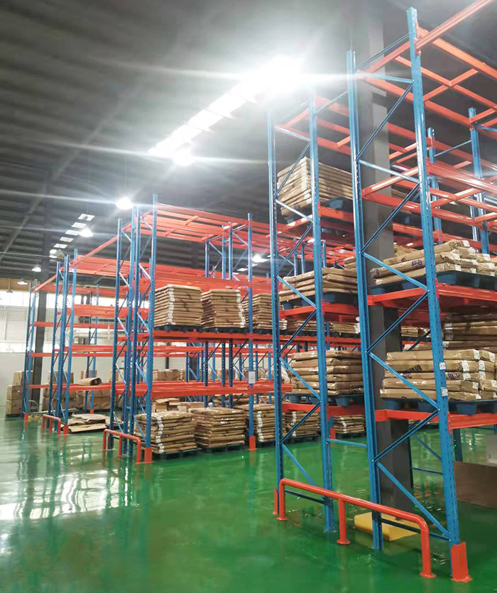 建材仓库货架